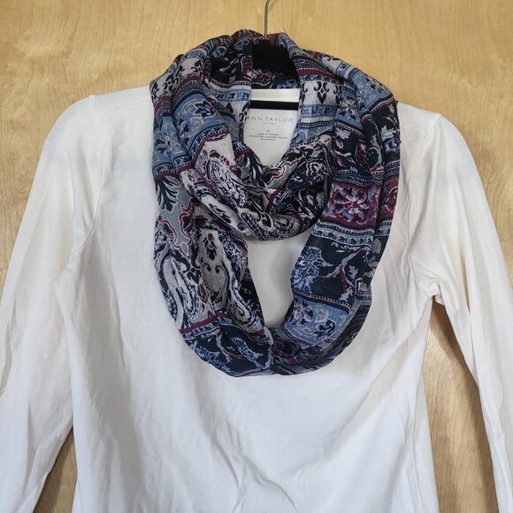 J. Jill Infinity Scarf Blue & Burgundy Paisley Floral - Picture 1 of 10